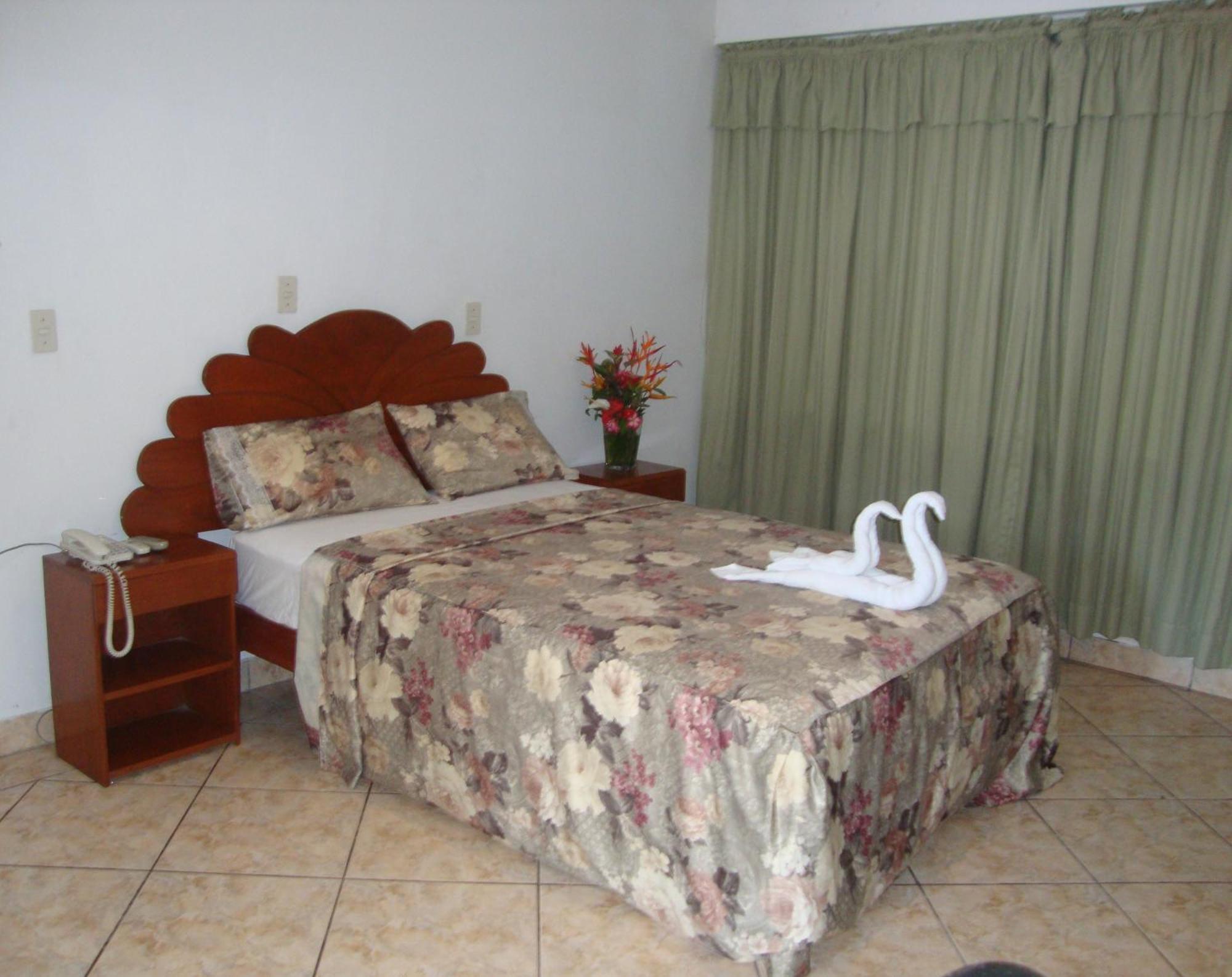 Hotel Sol Del Oriente Iquitos Exterior foto