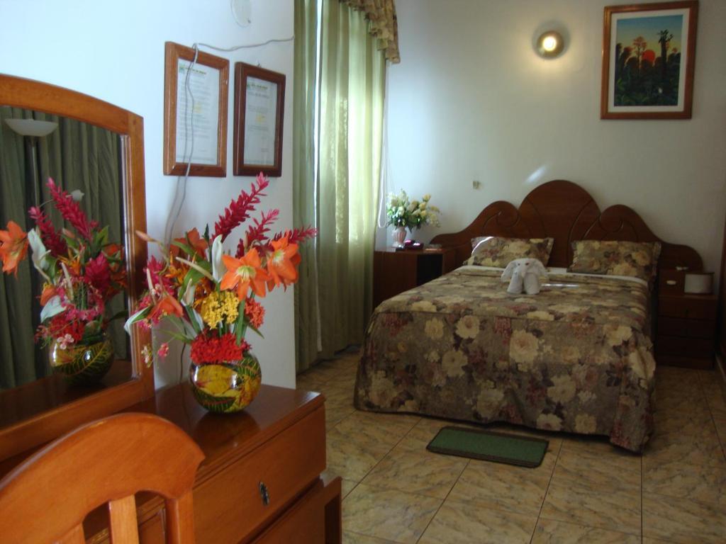Hotel Sol Del Oriente Iquitos Zimmer foto